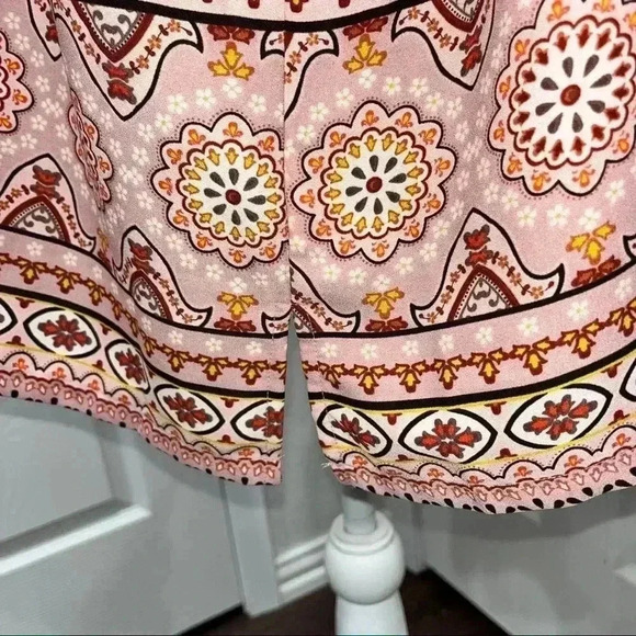 Violet + Claire Boho Print plus size Poly Tunic v- neck lightweight - Picture 5 of 11